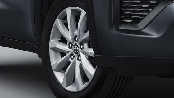 Innova Zenix - Image 15