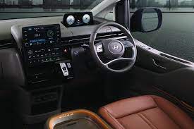 Hyundai Staria - Image 2