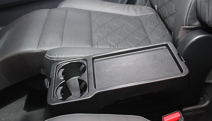 Innova Zenix 2024 - Image 8